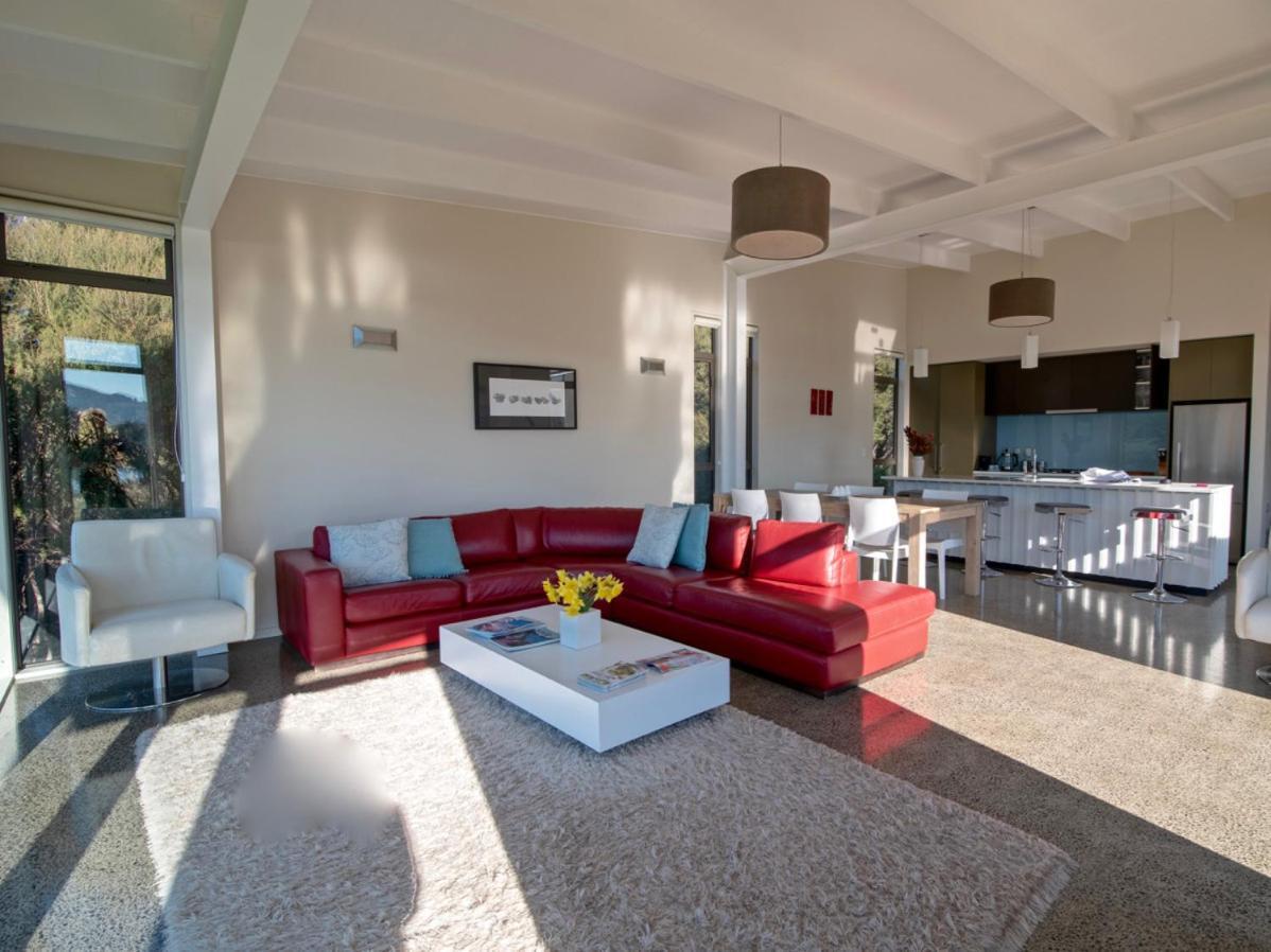 Kotare Point Paradise - Akaroa Holiday Home Экстерьер фото